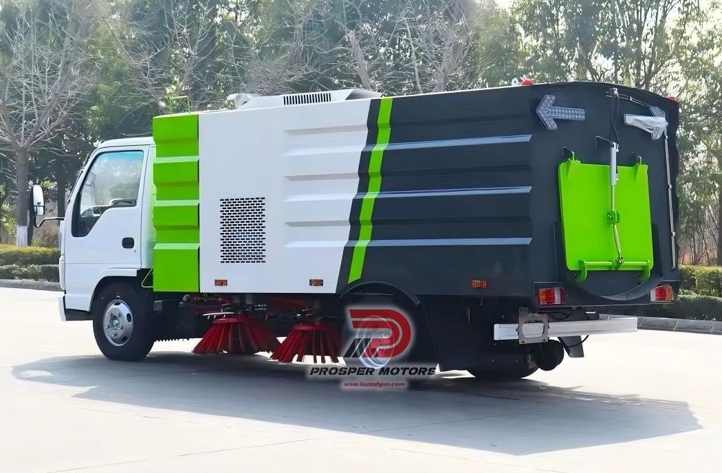 ISUZU NKR 4X2 3000 LITERS รถกวาดถนน