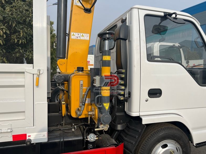 Kamiao ISUZU NKR 4X2 MIARAKA MIARA VONINA