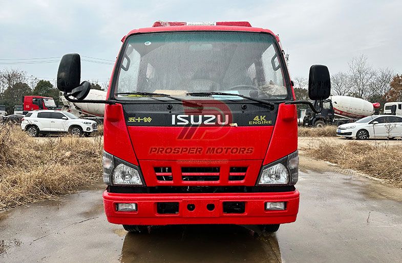 ISUZU NKR vahtkustutusauto 2tonnine 2000 liitrit
