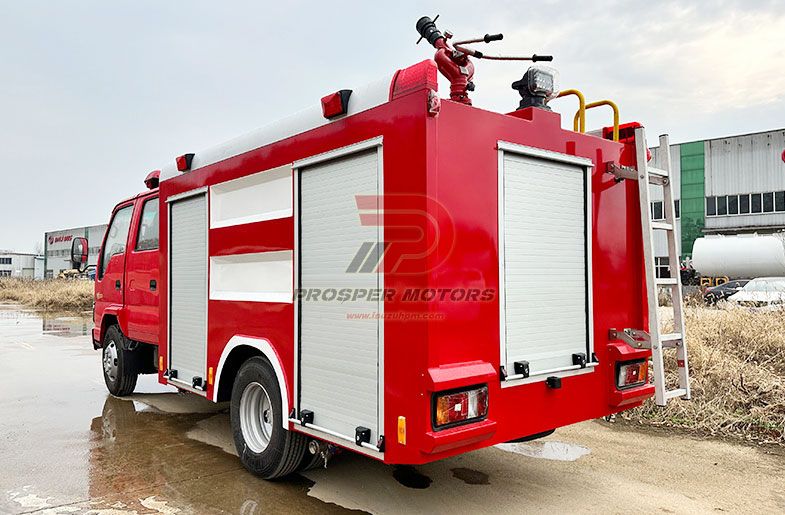 ISUZU NKR vahtkustutusauto 2tonnine 2000 liitrit