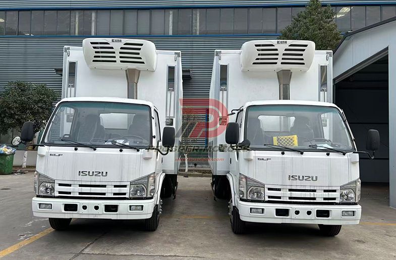 ISUZU 4x2 NKR 2.5L 3TON 3000 kigs Mai ɗaukar kaya