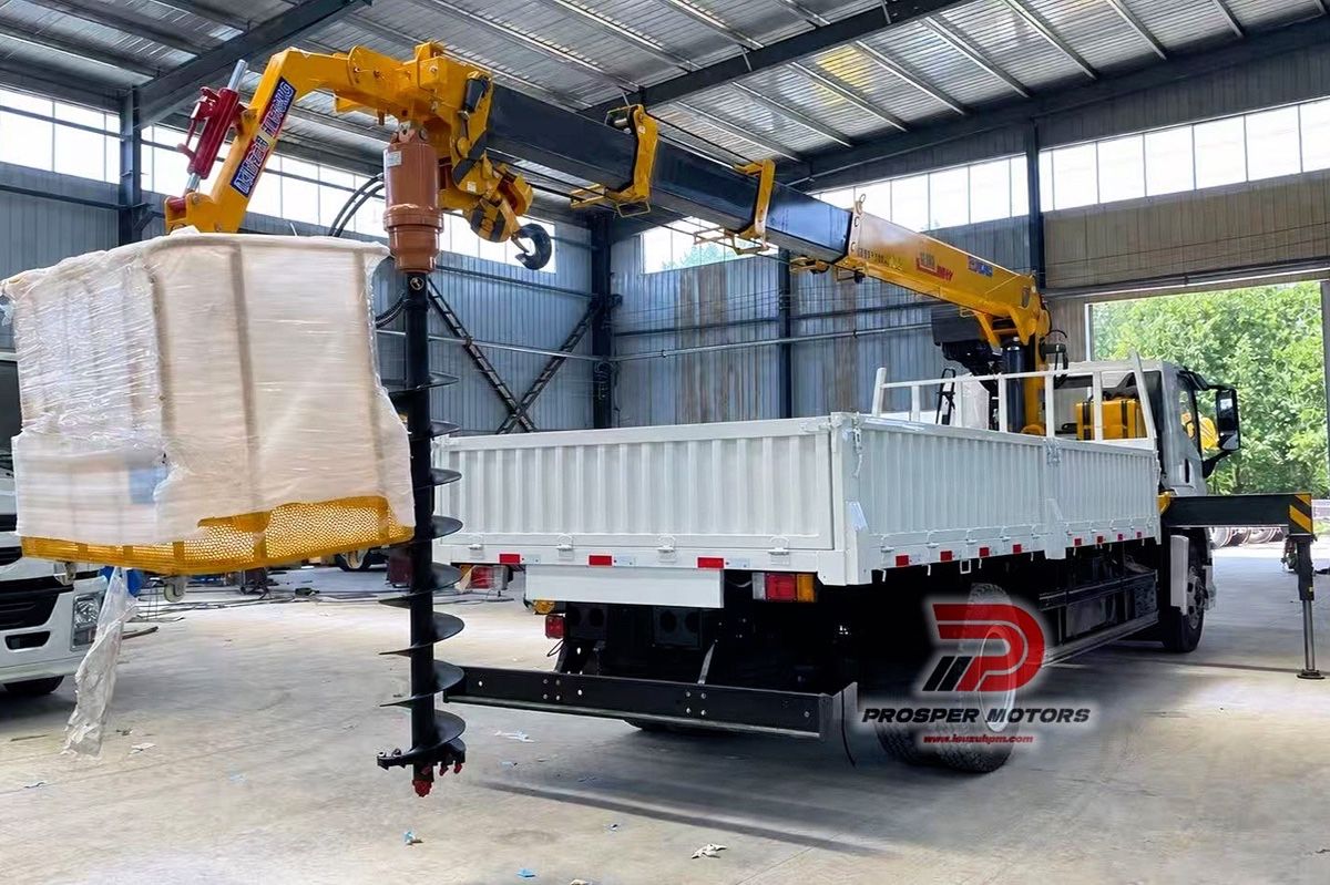 ●FTR 4X2 High Performance Truck Crane Auger Drill