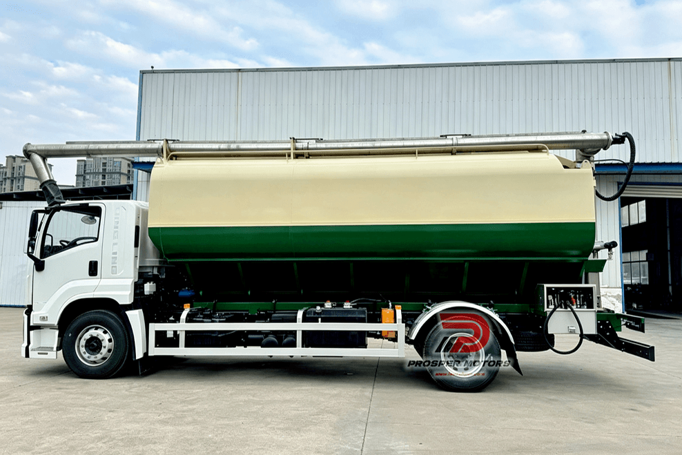 شاحنة تغذية سائبة Isuzu FTR 4X2 20m³-2(1).PNG