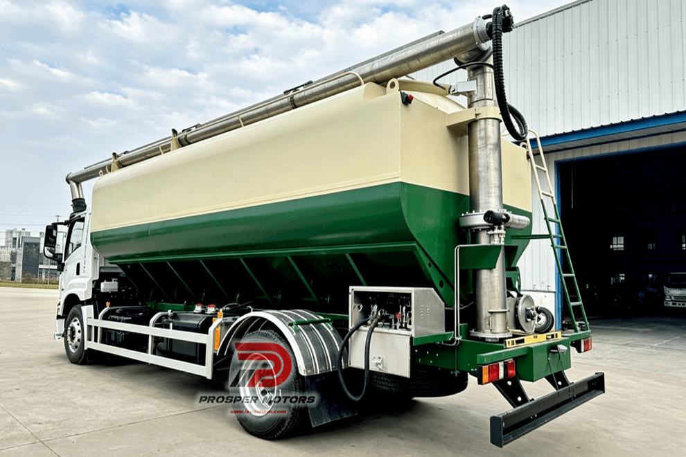 Isuzu شاحنة تغذية سائبة FTR 4X2 20m³-3(1).PNG