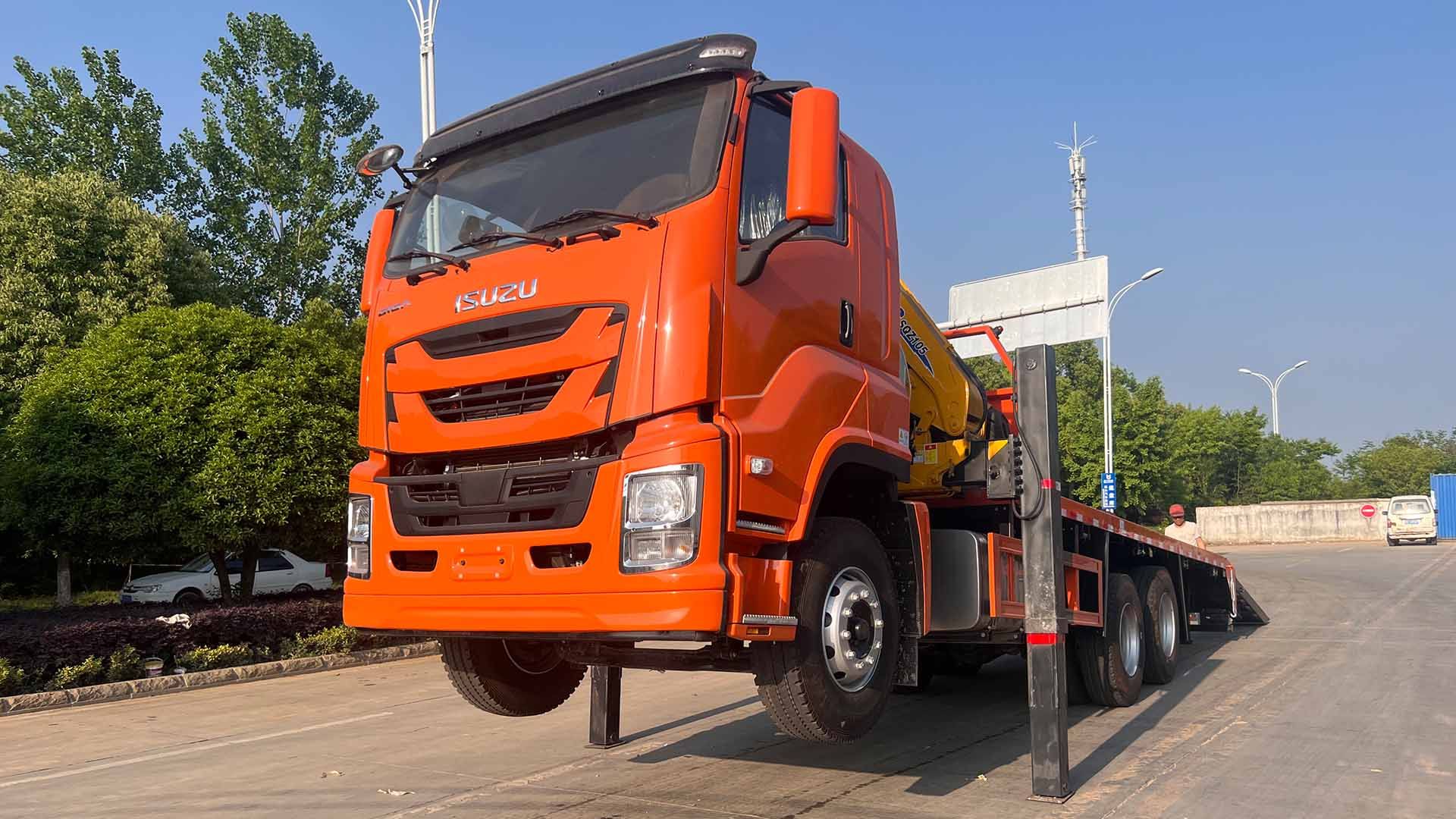 Isuzu GIGA 10 Wheeler autocarregador guindaste de 5 toneladas