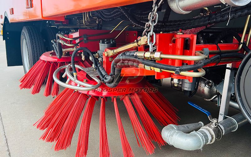 ISUZU Mid-Brush در کامیون رفتگر خیابانی