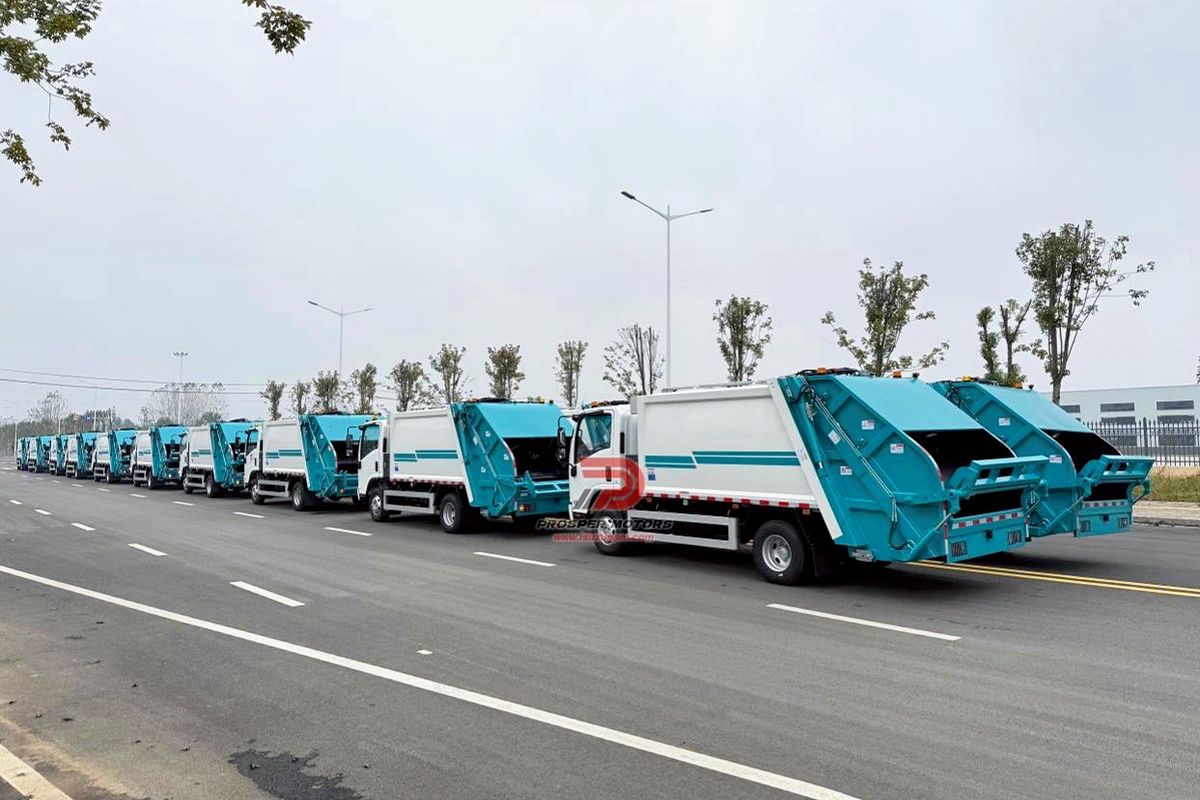 20 Isuzu NPR 4x2 6 m³ Garbage Compactor Trucks Delivered to Syria