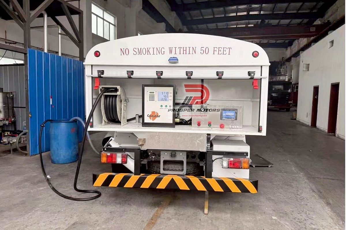 Isuzu NQR 4x2 รถบรรทุกน้ำมัน 6(1).JPG
