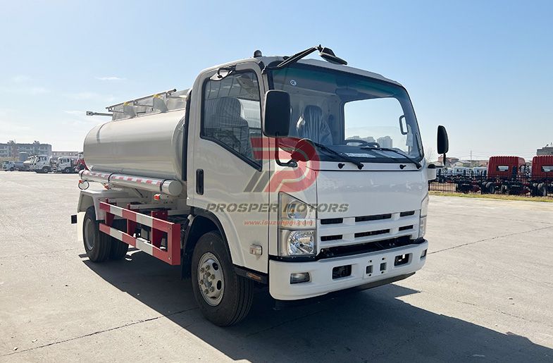 ISUZU 4X2 NPR 6000L Gaari Shidaal ah