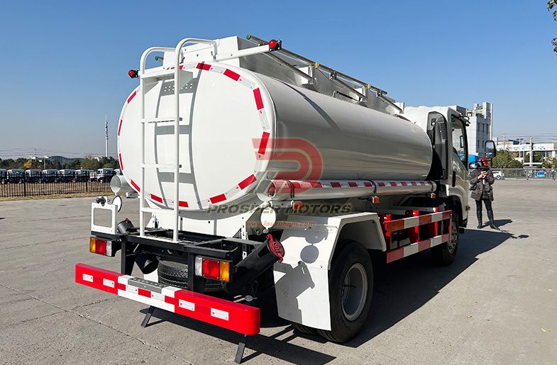 ISUZU 4X2 NPR 6000L Gaari Shidaal ah