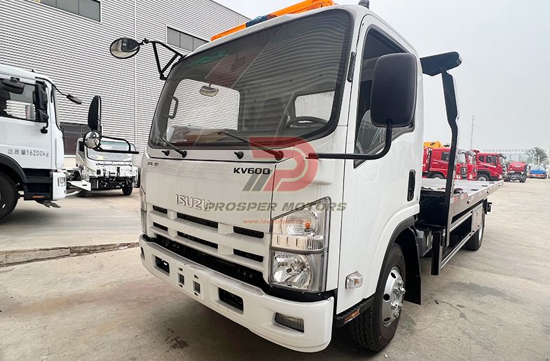 ISUZU NPS gelbėjimo mašina avarijos automobiliui 4x4 5000 kg arba 5 tonos