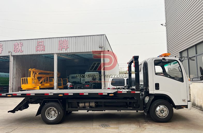 ISUZU NPS gelbėjimo mašina avarijos automobiliui 4x4 5000 kg arba 5 tonos