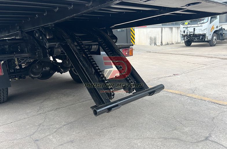 ISUZU NPS gelbėjimo mašina avarijos automobiliui 4x4 5000 kg arba 5 tonos