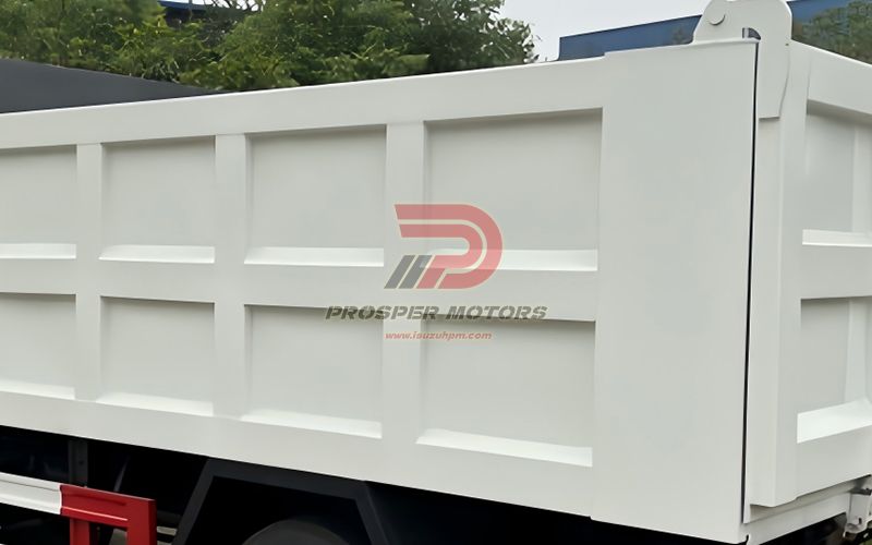 QINGLING ISUZU NPR CONSTRUCTION DUMP TRUCK Merkmale