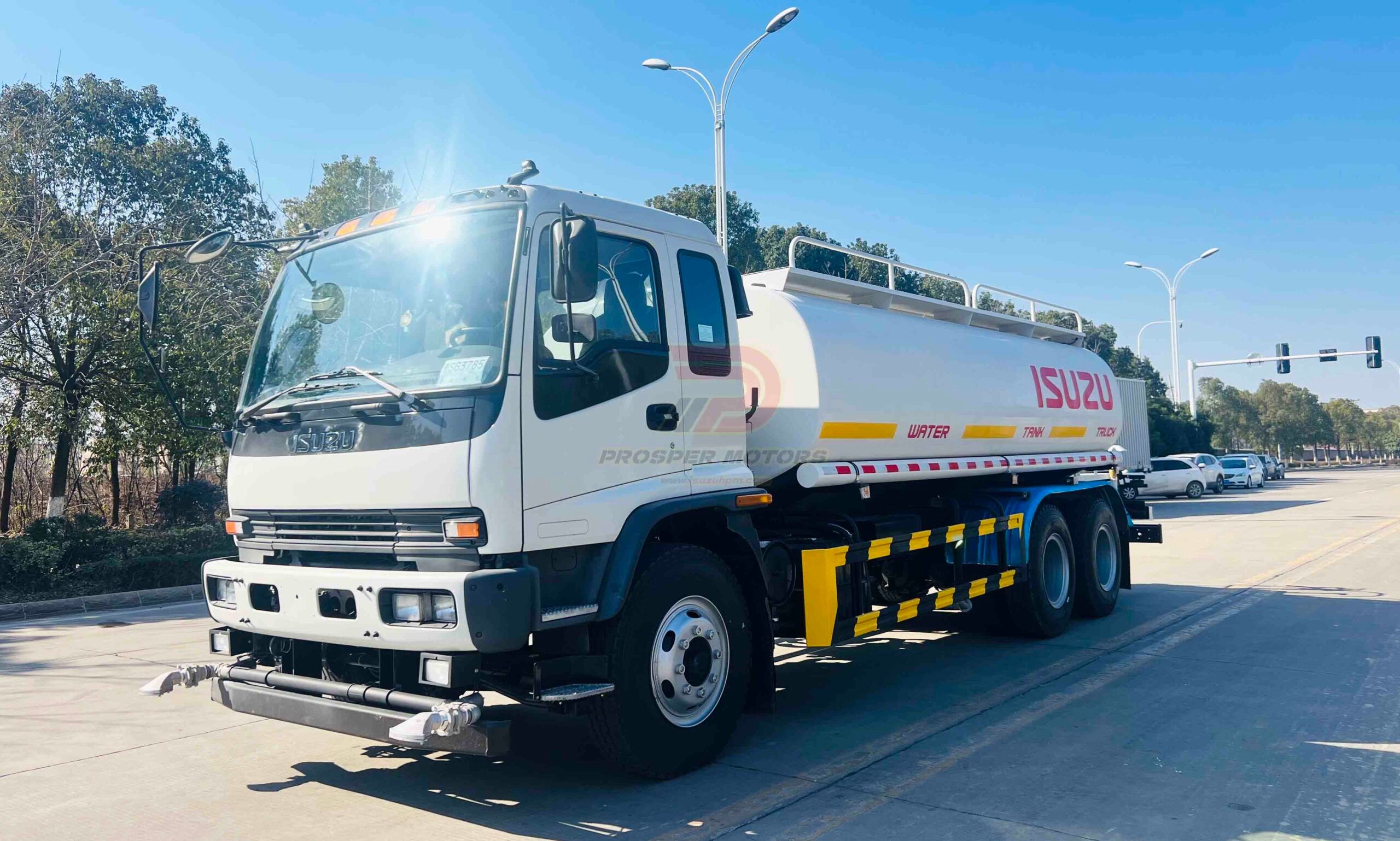 Qingling Water Trucks for Dust Suppression and Street Cleaning
