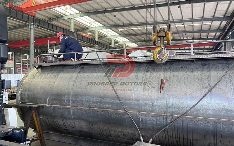 Sewage truck body tank welding