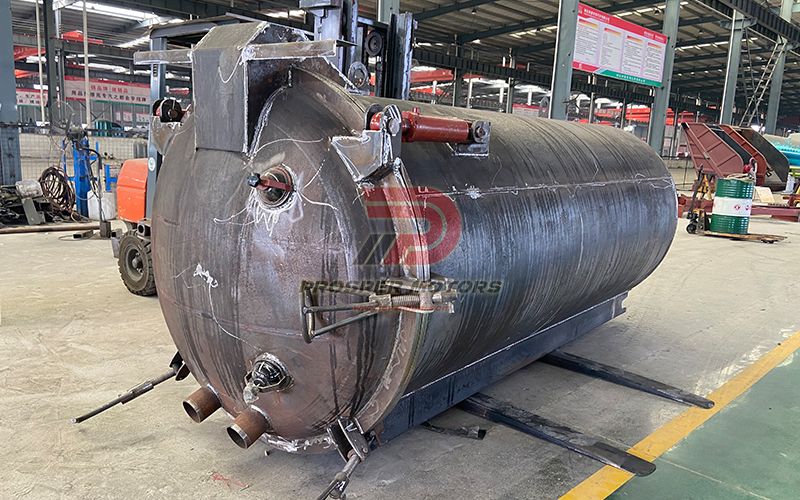 Vacuum tanker assembly