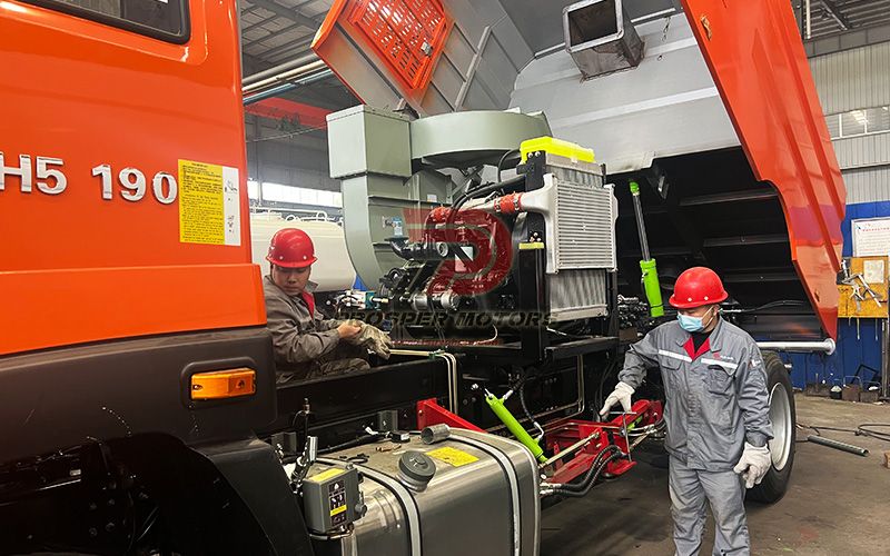 Road Sweeper truck auxiliary engine assembling