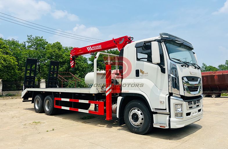 ISUZU GIGA VC61 6X4 Selbstladewagen mit 5-Tonnen-Kran