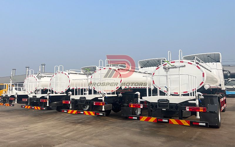Water tank truck ready for ship