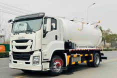 ISUZU FTR 10m³ Sewage Vacuum Tank Truck.jpg